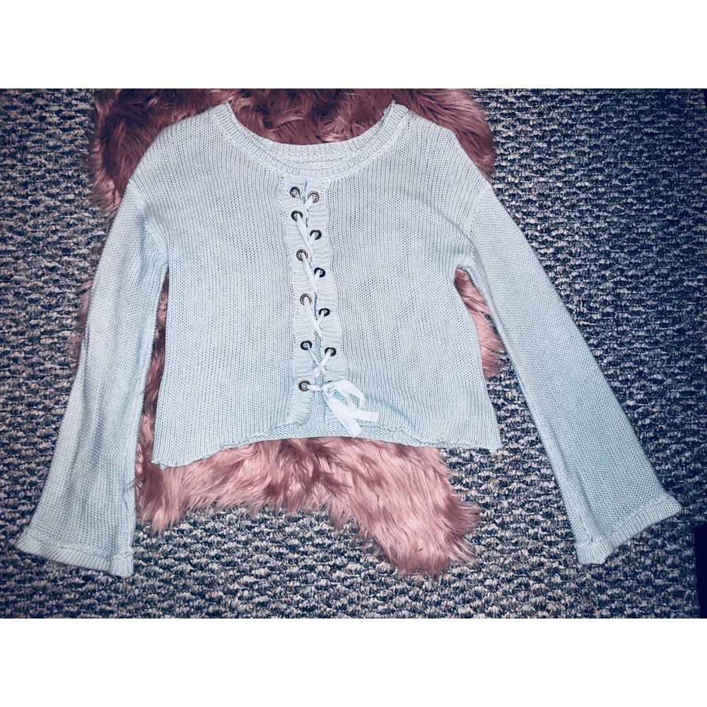 Light blue boutique top
